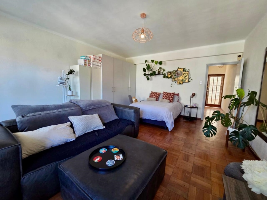 To Let 0 Bedroom Property for Rent in Sea Point Western Cape